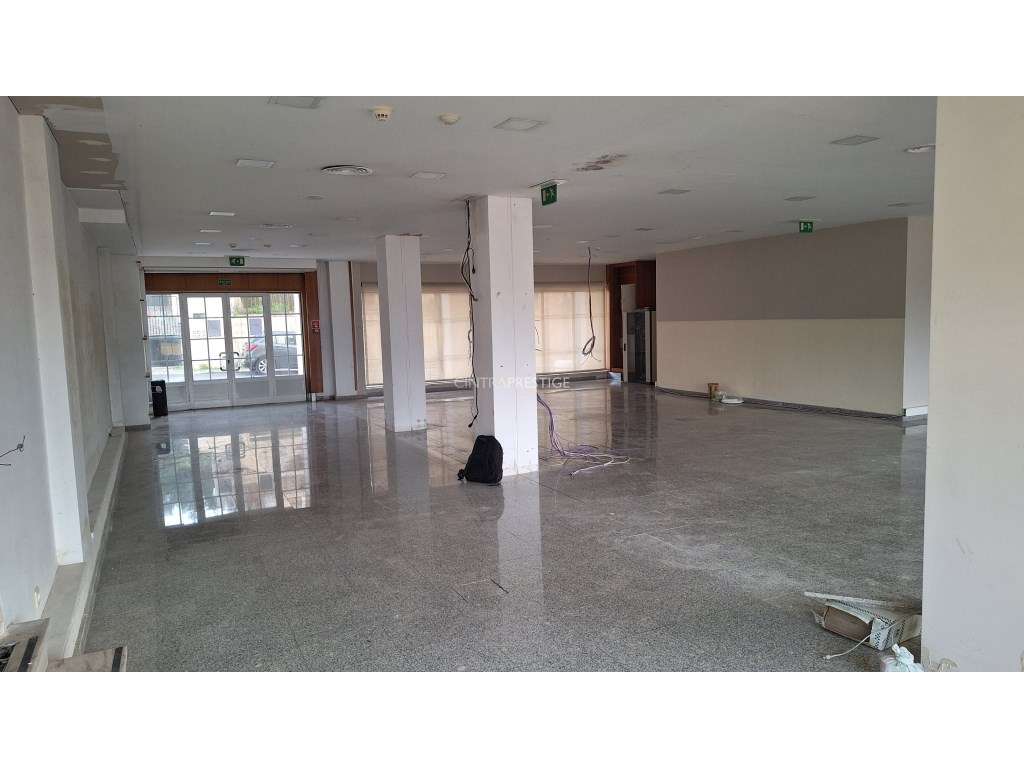Arrendamento. Loja / Escritório - Sintra - Grande imagem: 2/14