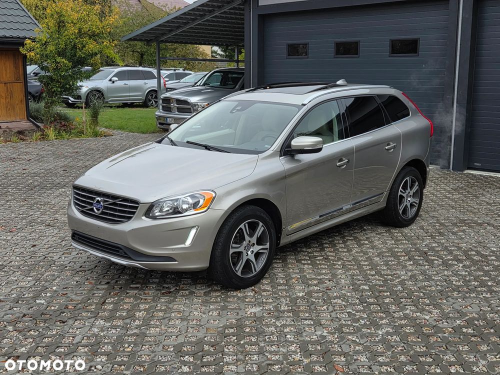 Volvo XC 60 T6 AWD Summum - 1