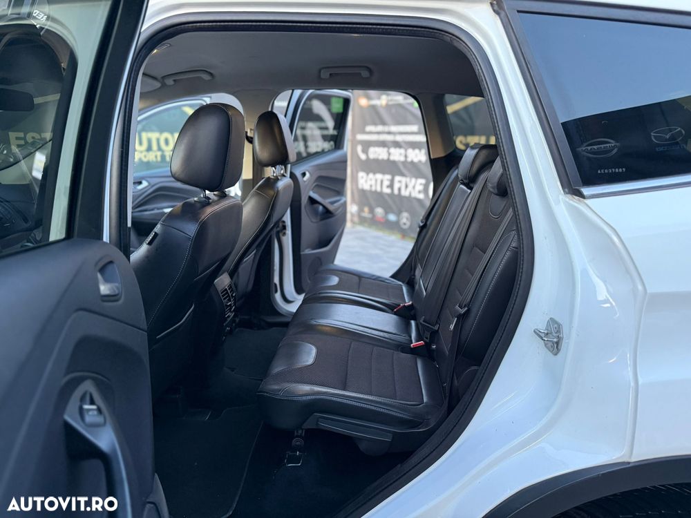 Ford Kuga - 7