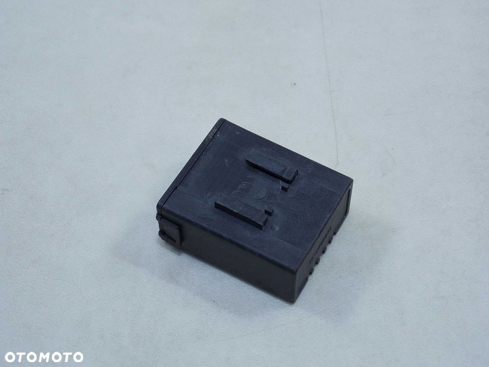 PIAGGIO PORTER HIJET PFAU 98- PRZEKAZNIK MODUL B005027 - 4