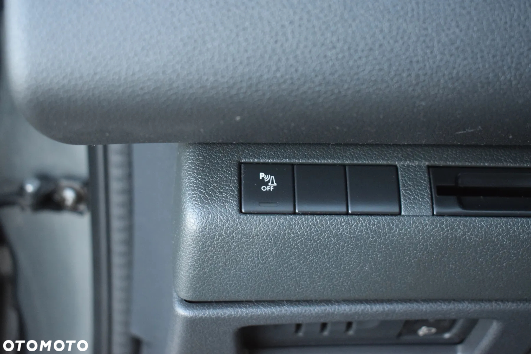 Peugeot 3008 HDi 115 Allure - 21