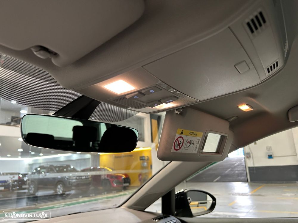 VW Golf Variant 1.6 TDi Confortline - 41