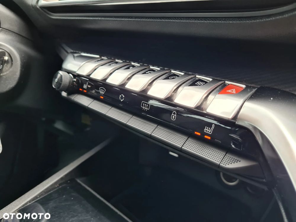 Peugeot 3008 1.5 BlueHDi Active S&S - 36
