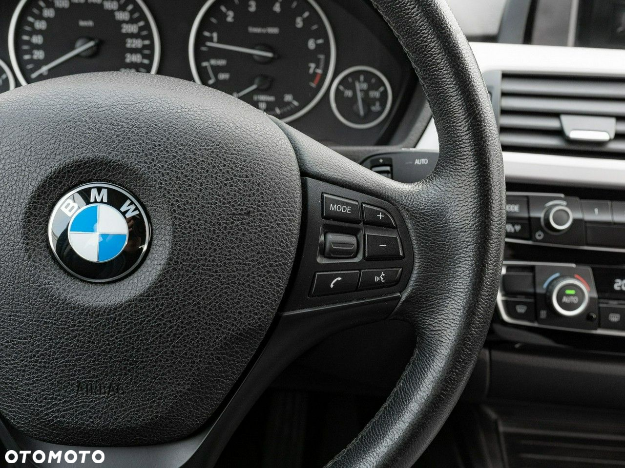 BMW Seria 3 330i xDrive Advantage - 20