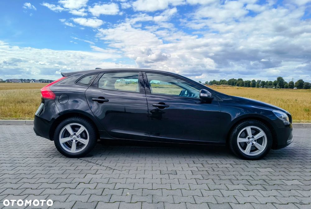 Volvo V40 D4 Geartronic Kinetic - 6