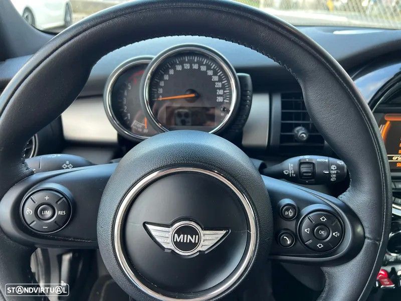 MINI 5 Portas One D - 21