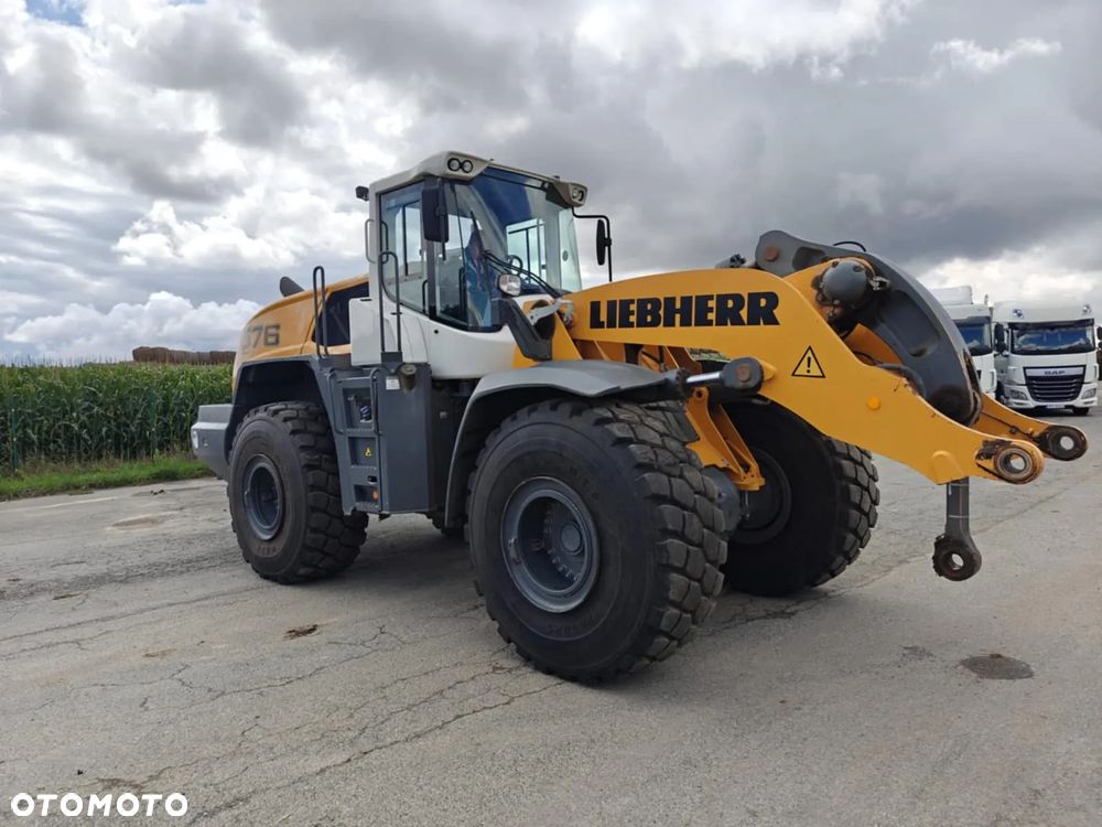 Liebherr 576 XPOWER - 1