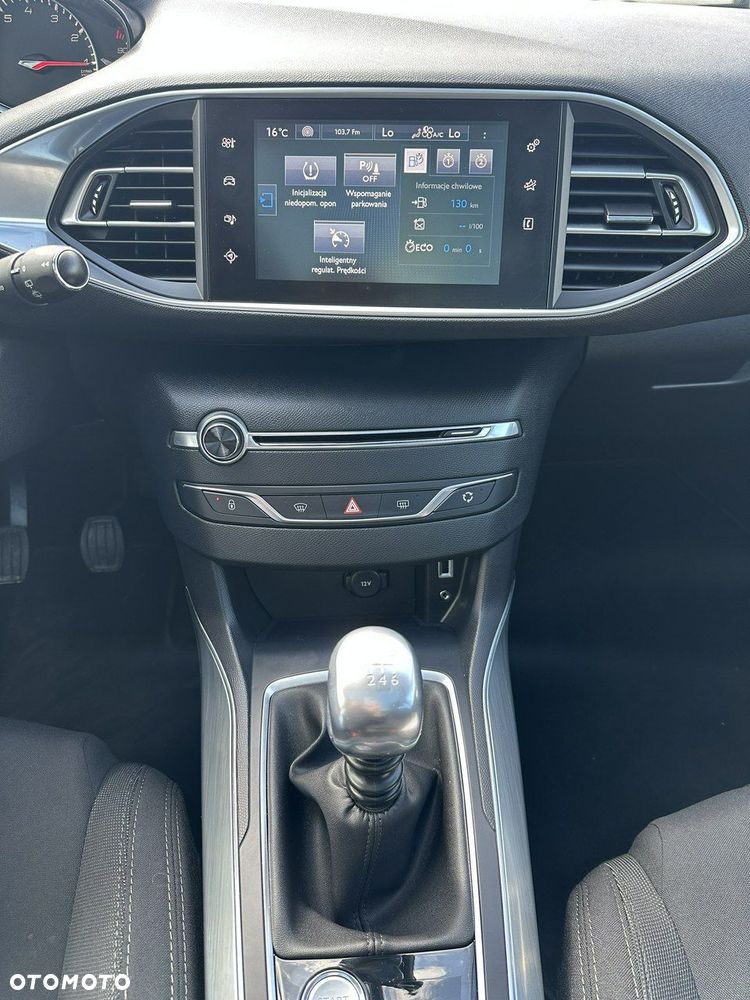 Peugeot 308 - 15