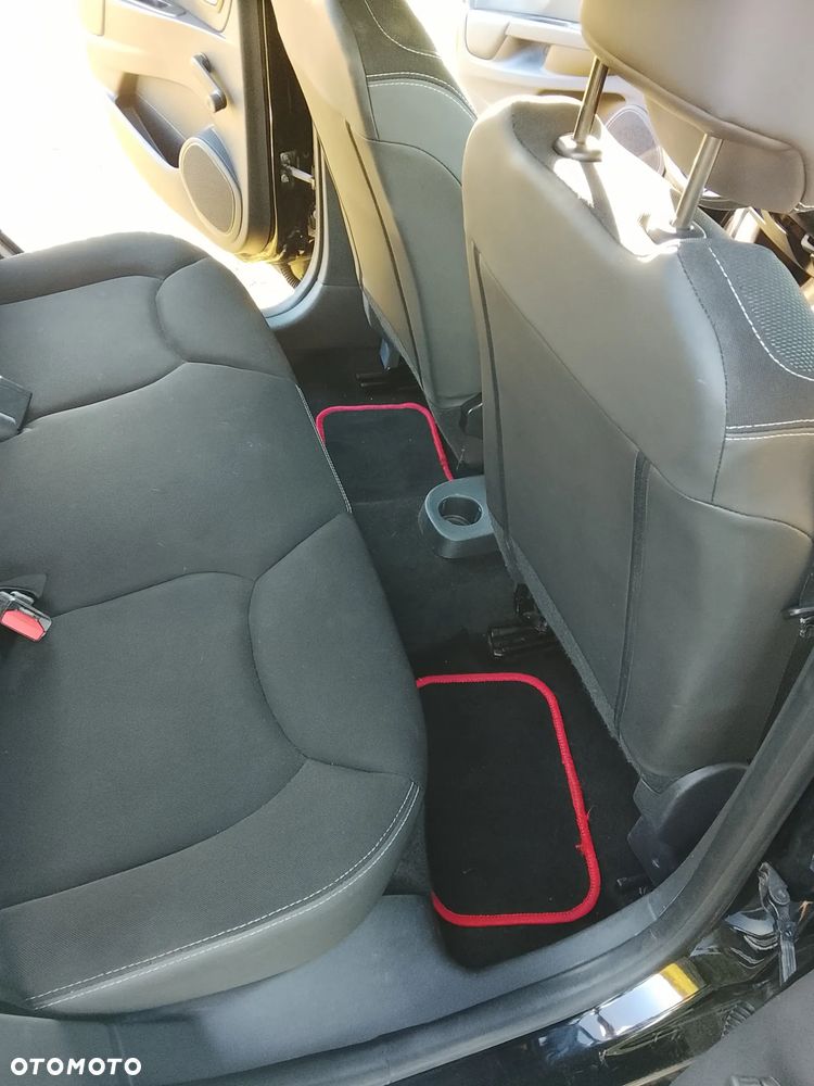 Renault Clio - 13