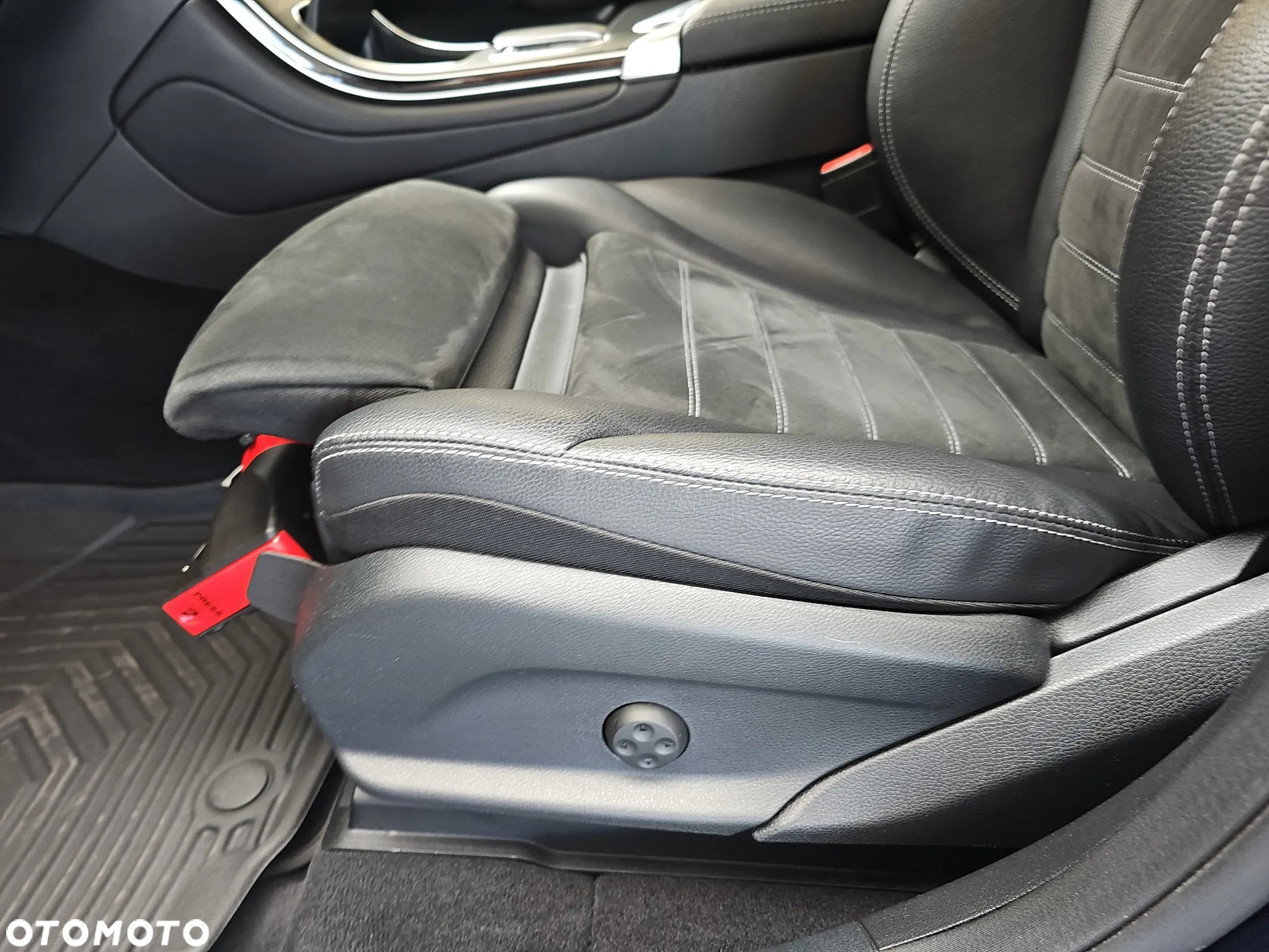 Mercedes-Benz GLC Coupe 220 d 4-Matic - 21