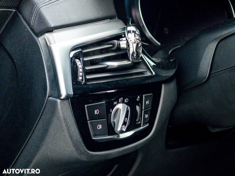 BMW Seria 5 520d AT - 24