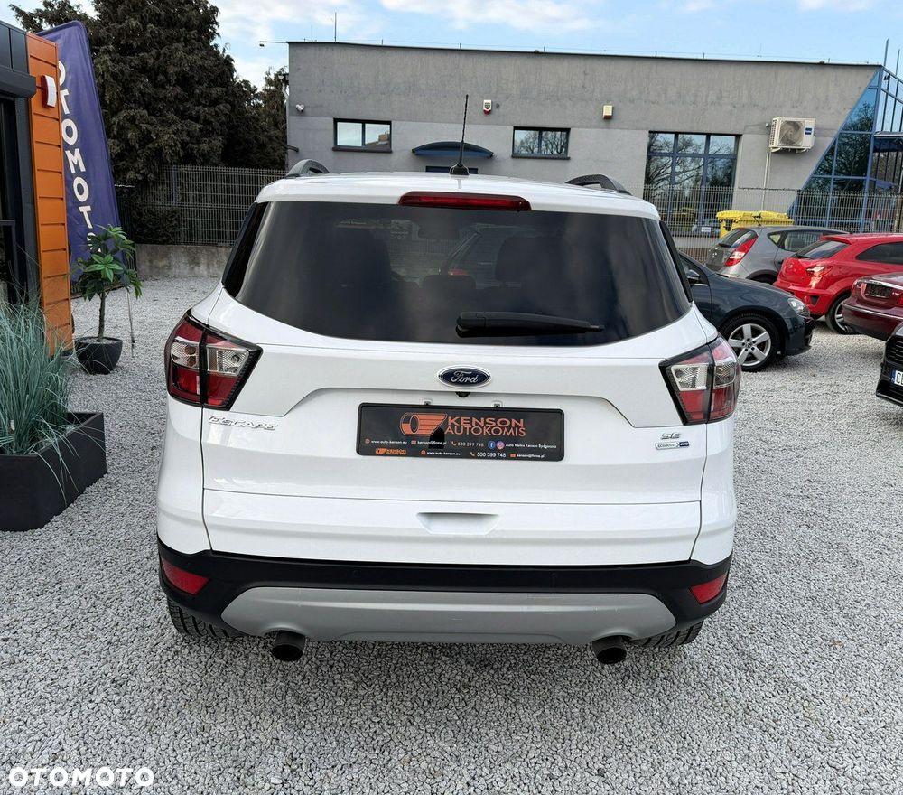 Ford Escape - 36