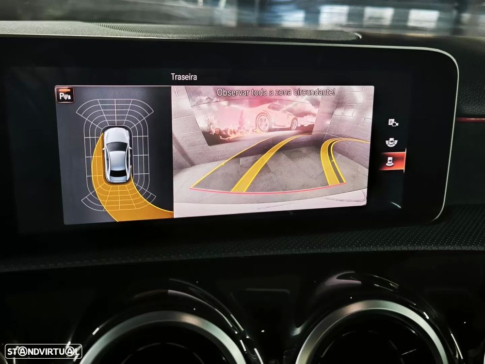 Mercedes-Benz A 250 Limousine e AMG Line - 36