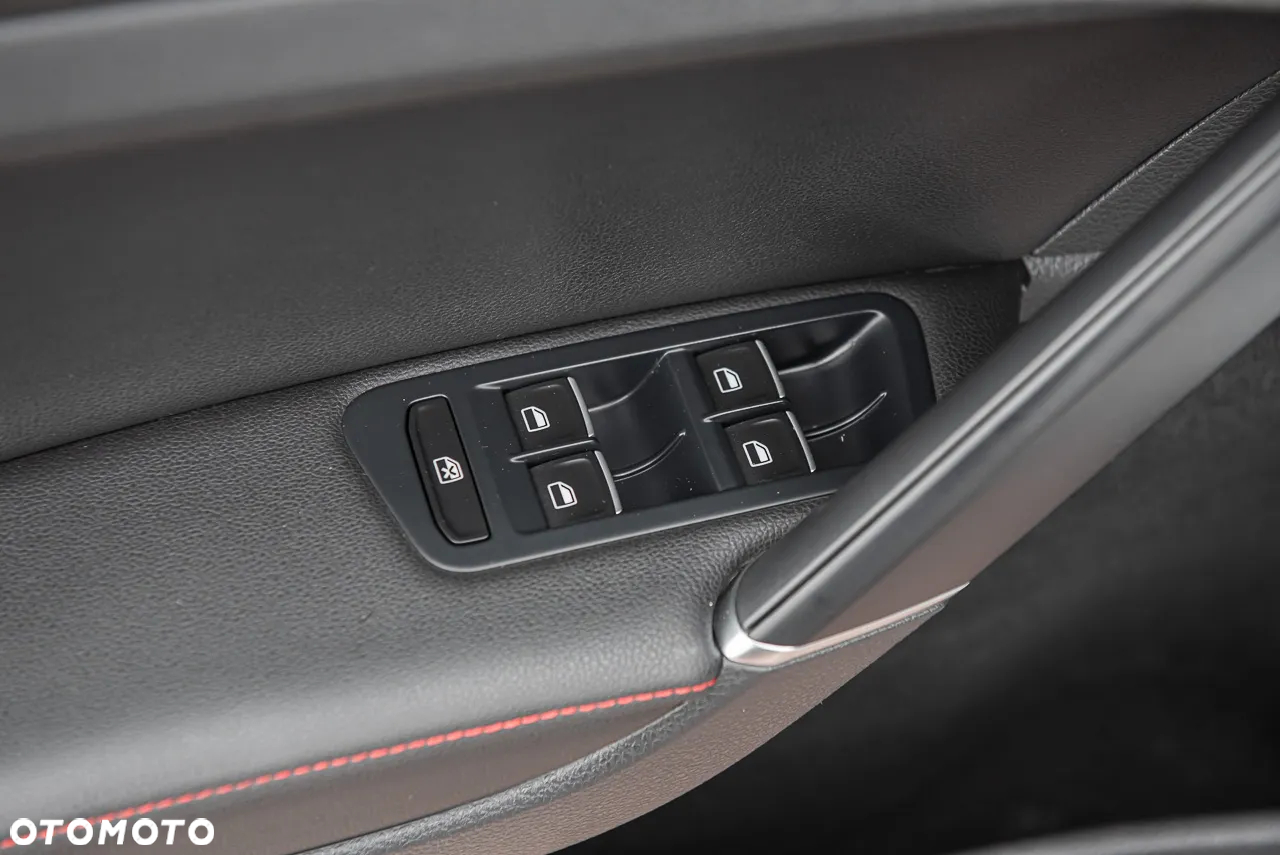 Volkswagen Golf VII 2.0 TSI BMT GTI Performance DSG - 17