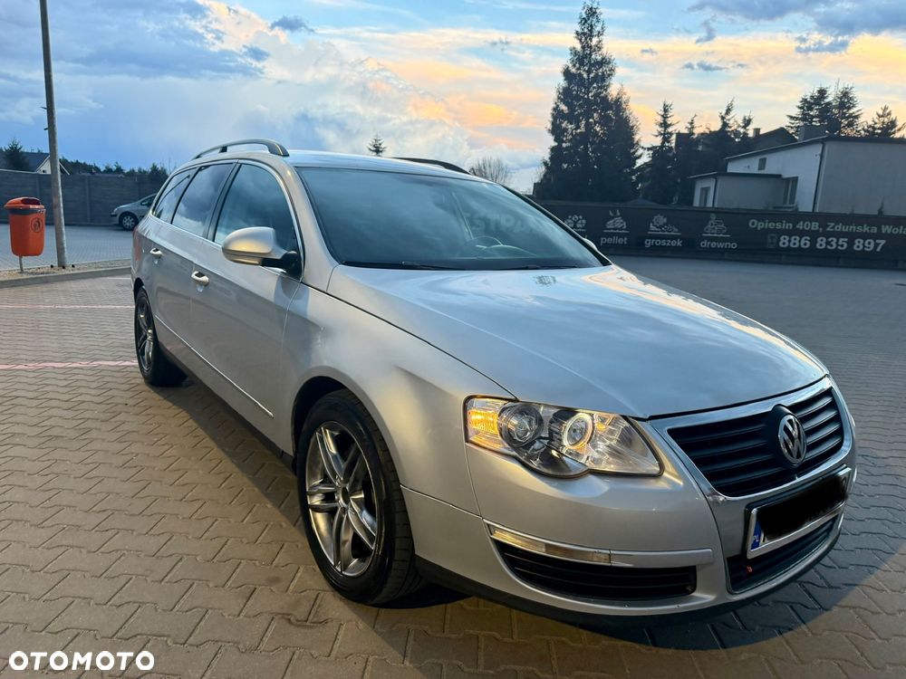 Volkswagen Passat - 2