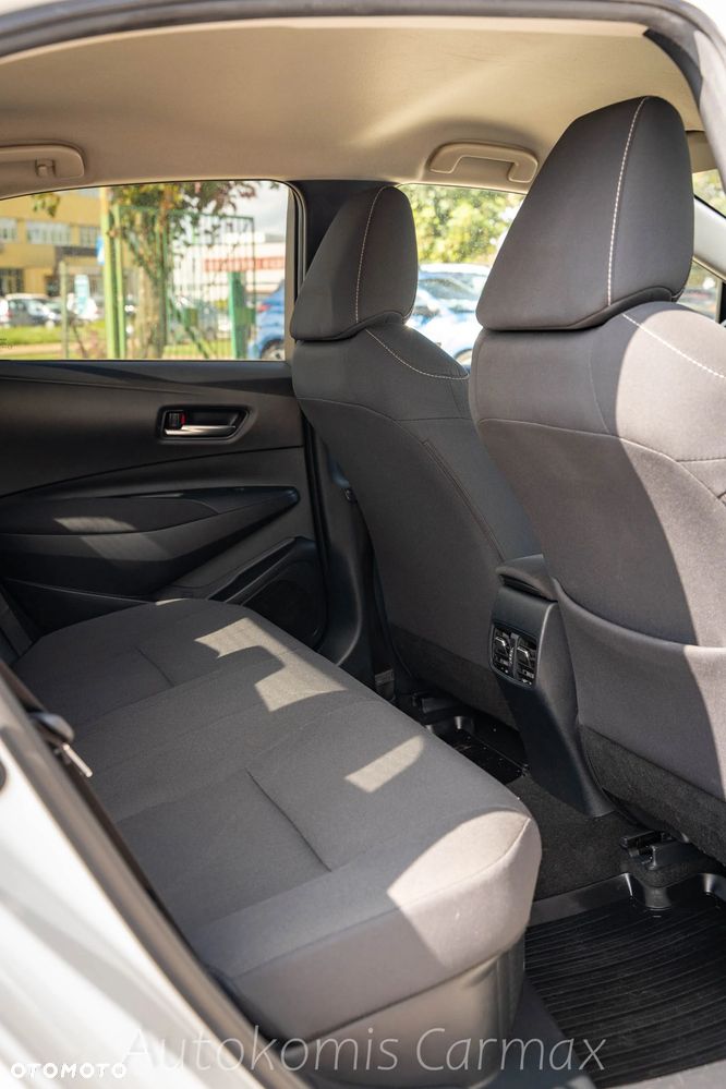 Toyota Corolla 1.8 Hybrid Comfort - 22