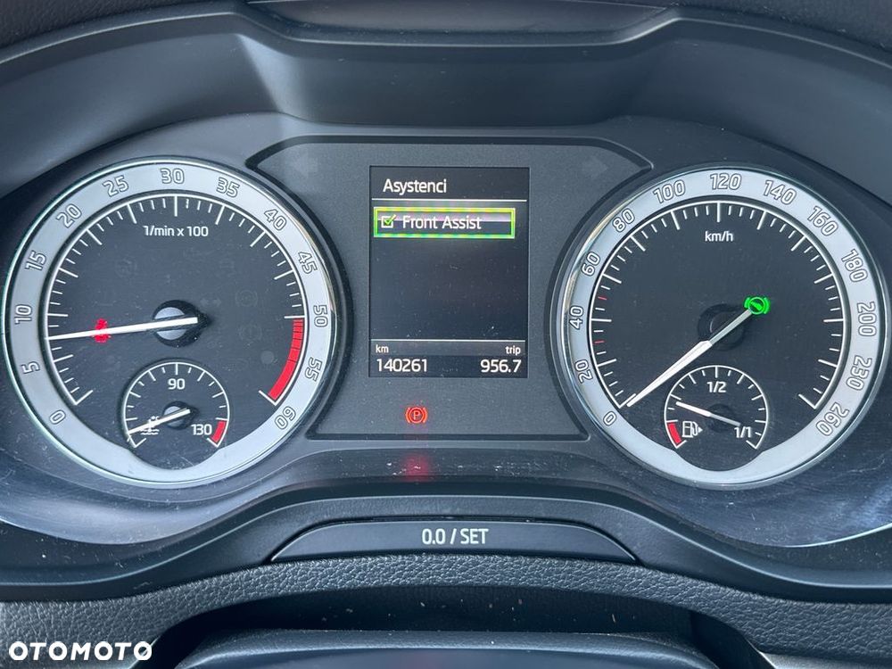 Skoda Karoq 2.0 TDI SCR 4x4 Style DSG - 16