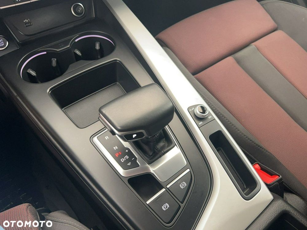 Audi A4 Limousine - 18