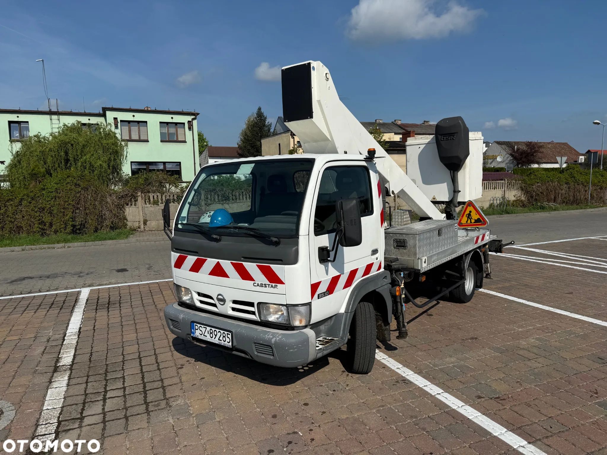 Nissan cabstar - 1