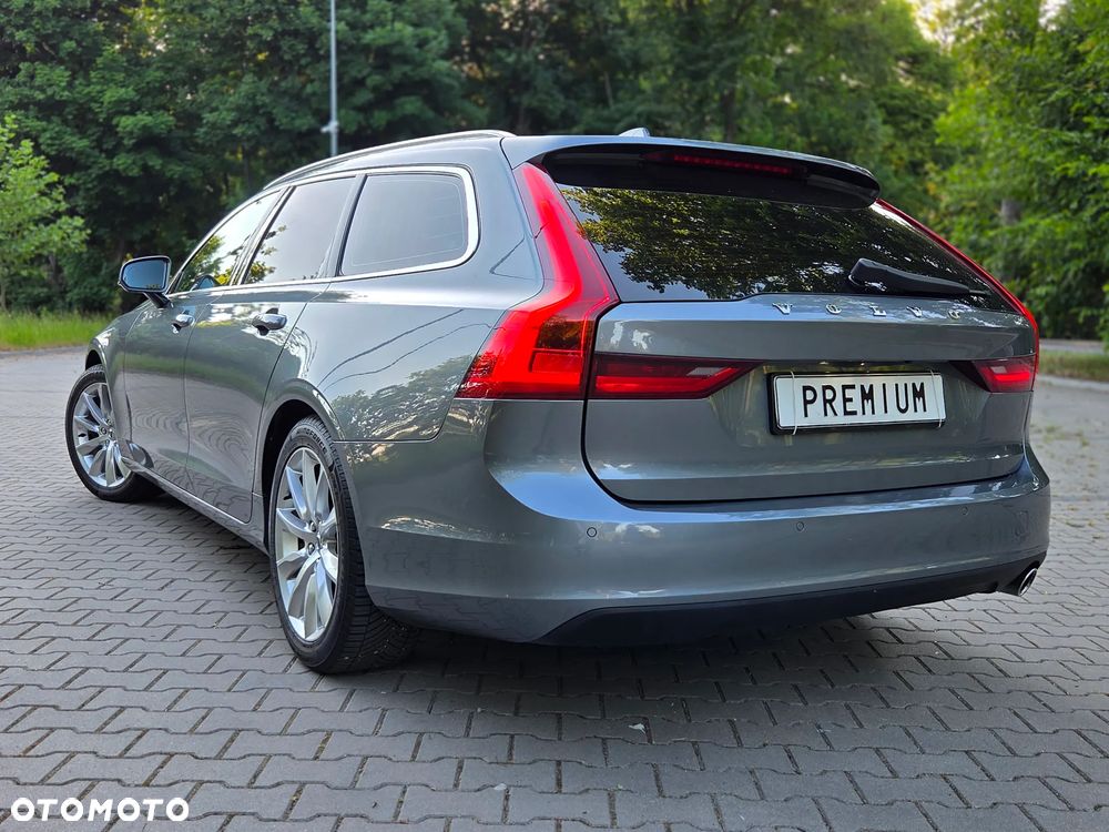 Volvo V90 D3 Geartronic Momentum Pro - 11