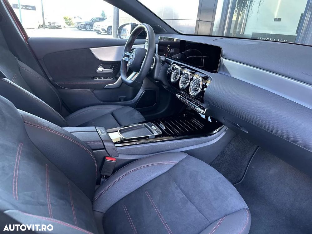 Mercedes-Benz A 200 MHEV 7G-DCT - 13