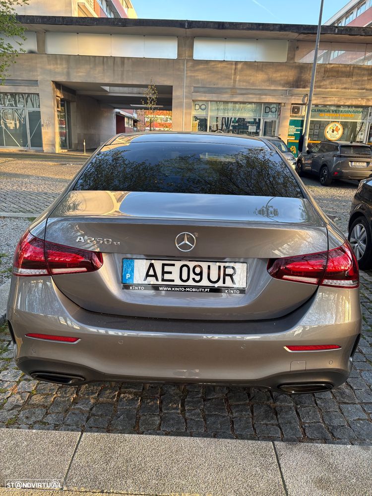 Mercedes-Benz A 250 Limousine e AMG Line - 5