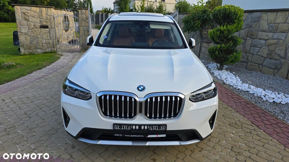 BMW X3 xDrive30e Business Edition sport - 2