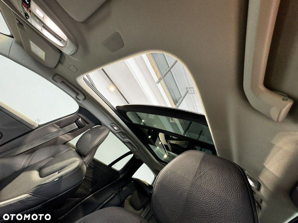 Volvo V60 Cross Country - 20