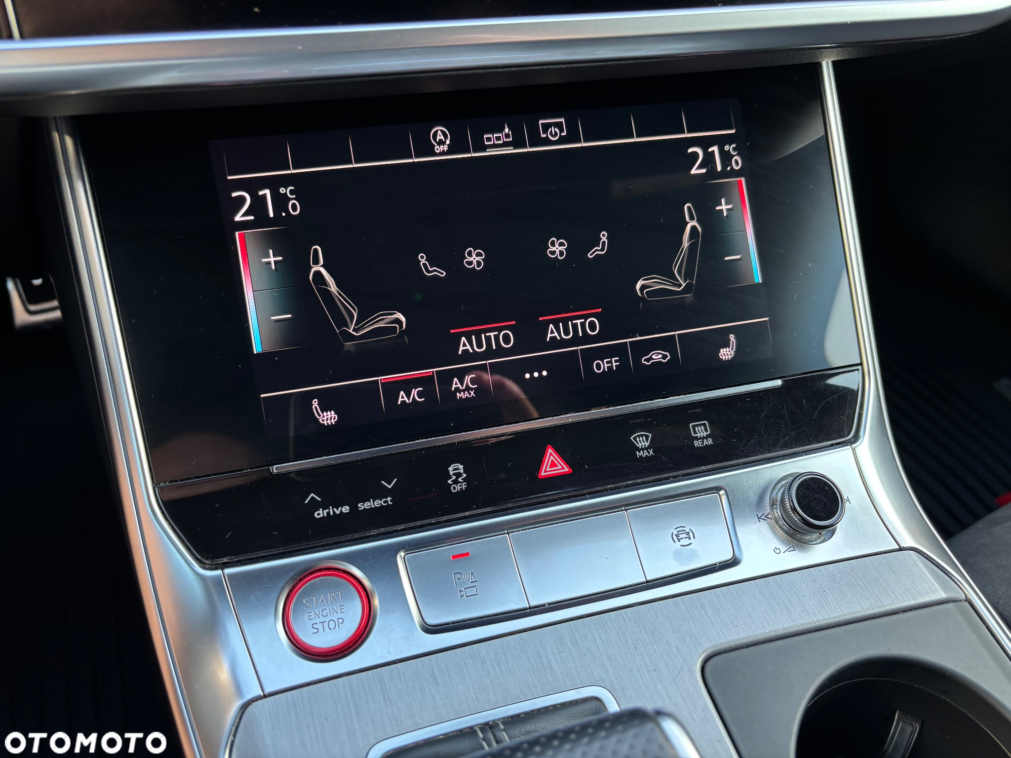 Audi S6 Avant - 30