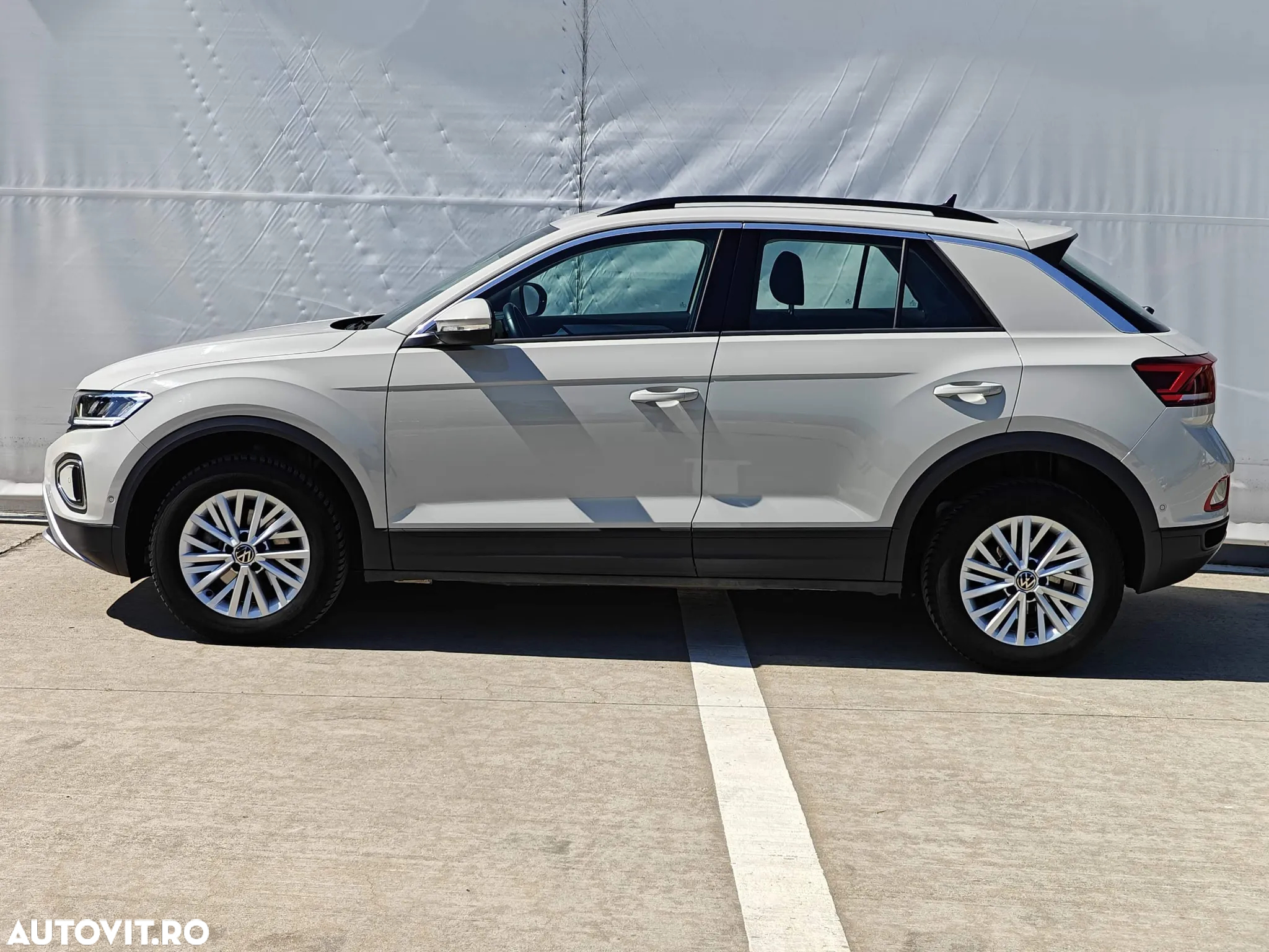 Volkswagen T-ROC 1.5 TSI DSG Life - 2