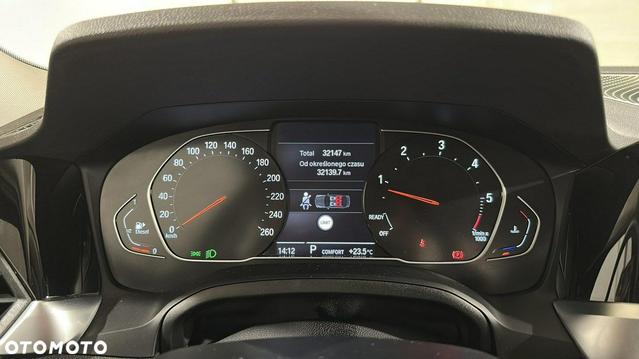 BMW Seria 3 - 17