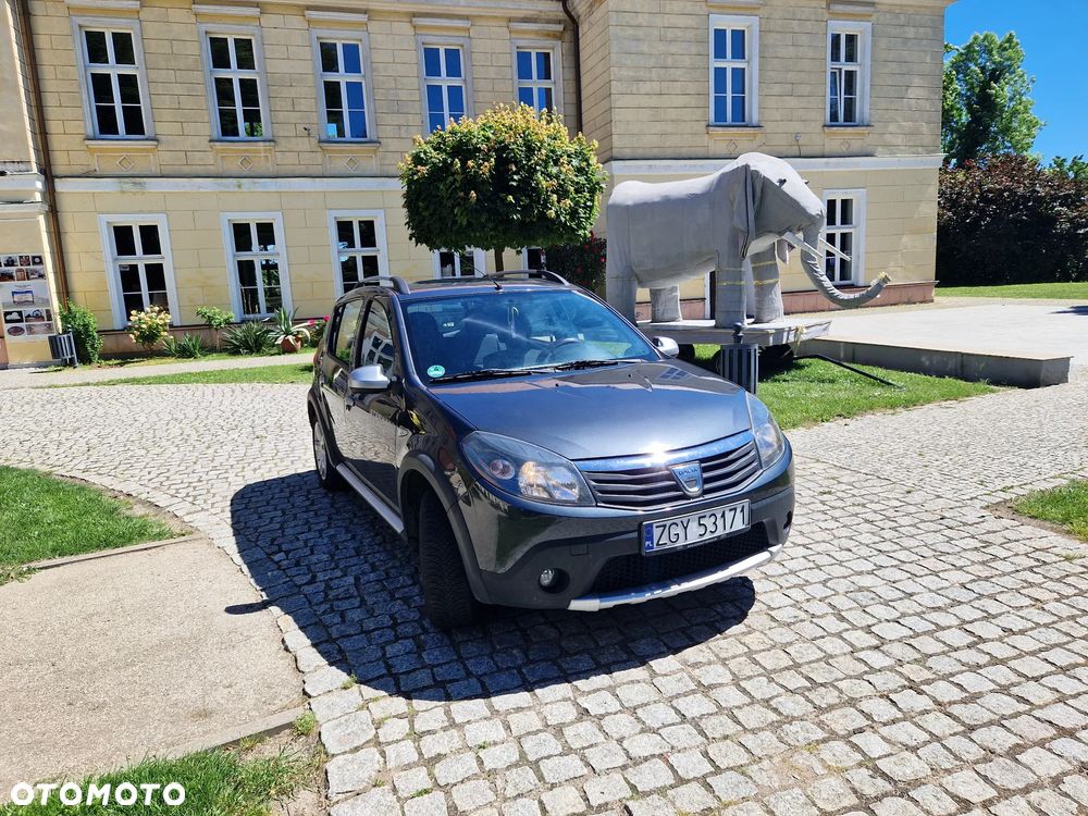 Dacia Sandero Stepway - 1