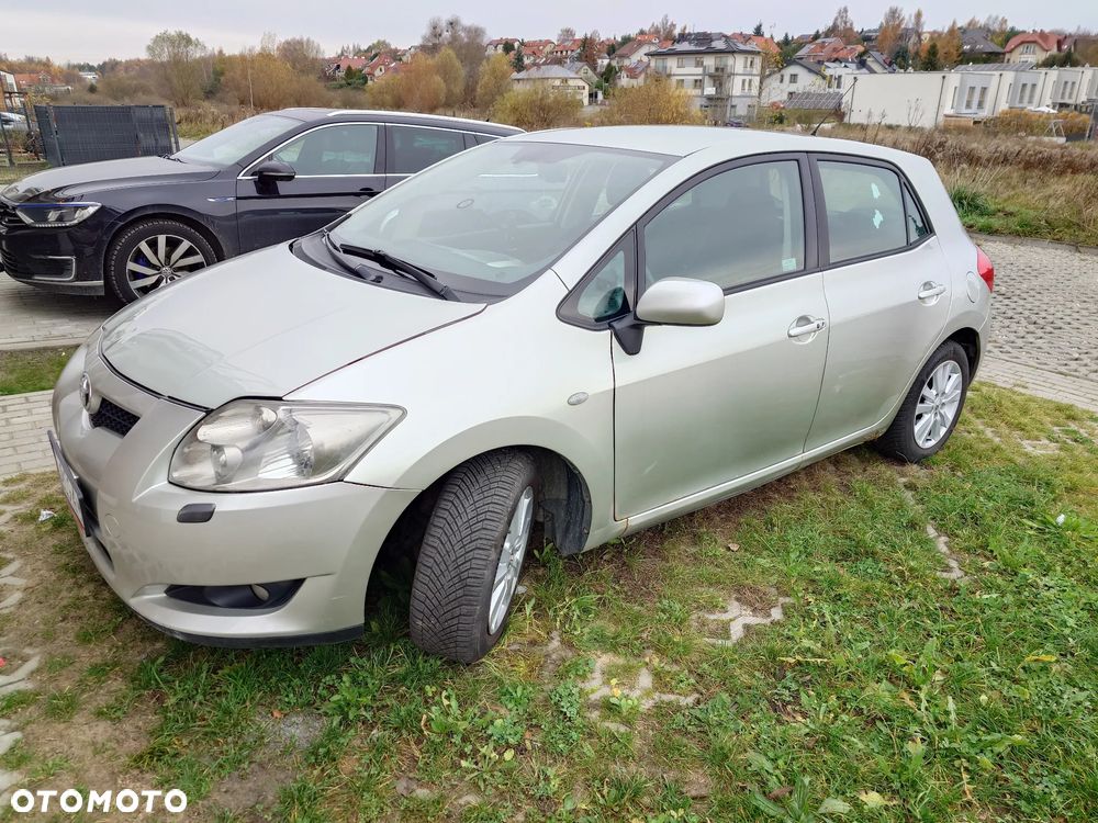 Toyota Auris 1.6 VVT-i Premium MM - 1