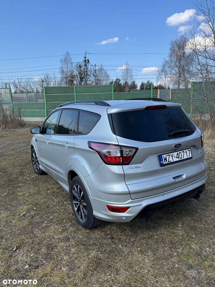 Ford Kuga 2.0 TDCi 4x4 ST-Line - 7