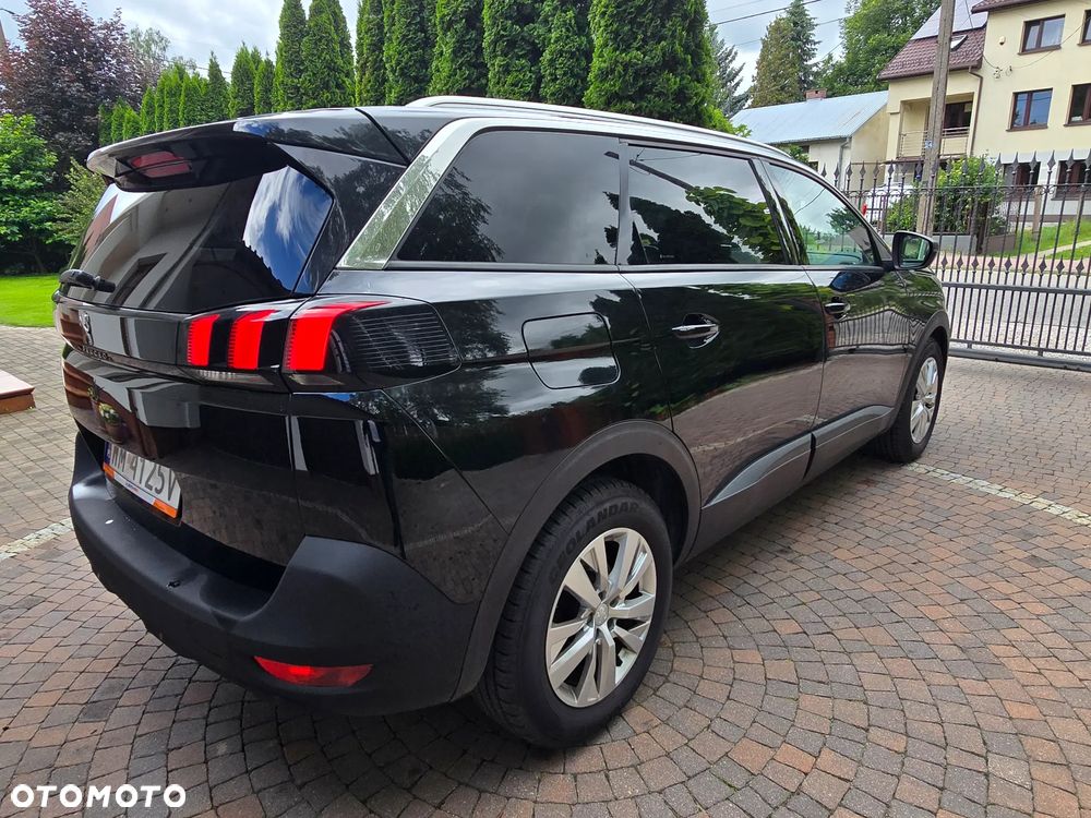Peugeot 5008 - 3