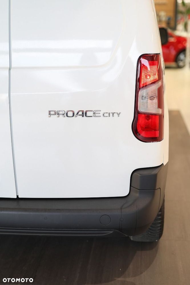 Toyota PROACE CITY - 27