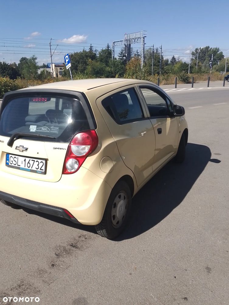 Chevrolet Spark - 10