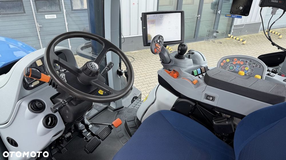 New Holland T7.290 AUTO COMMAND - 32
