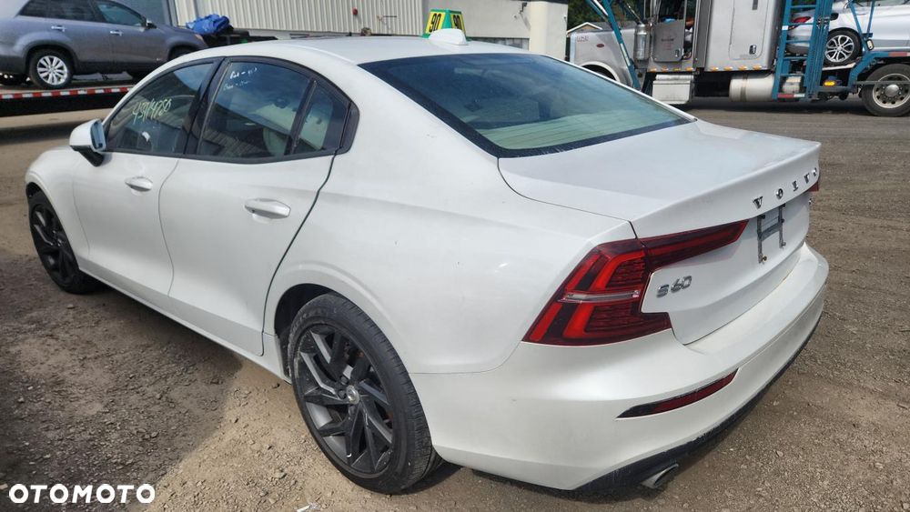 Volvo S60 - 17