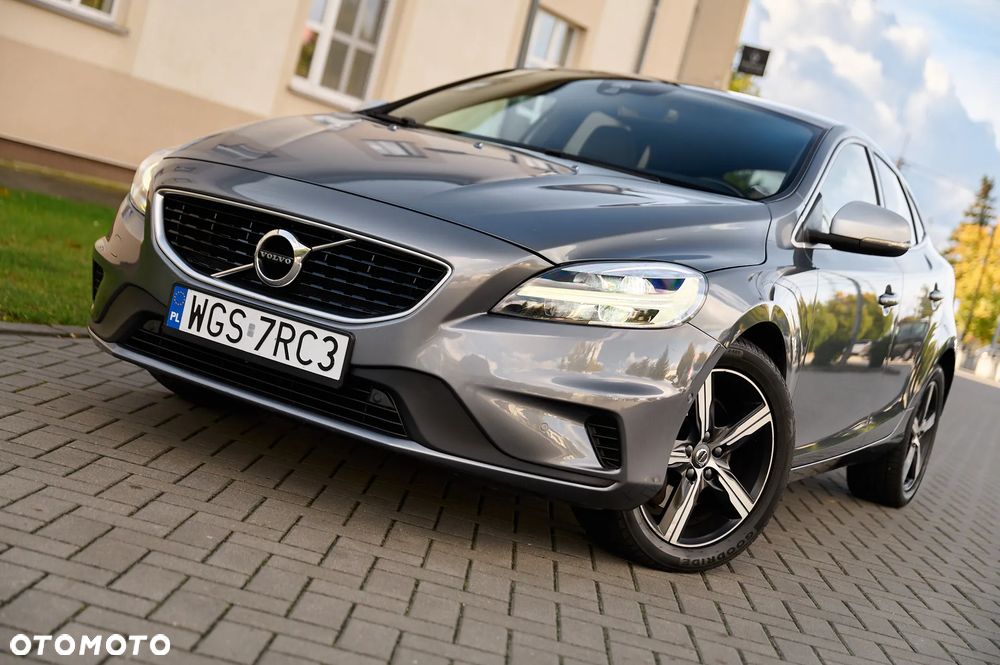 Volvo V40 D3 Geartronic RDesign - 16