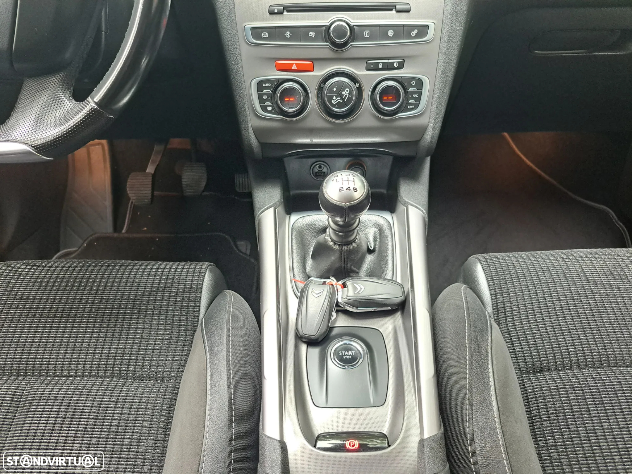 Citroën C4 1.2 PureTech Feel Edition - 23
