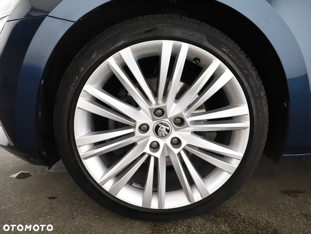 Skoda Superb 2.0 TDI SCR L&K DSG - 29