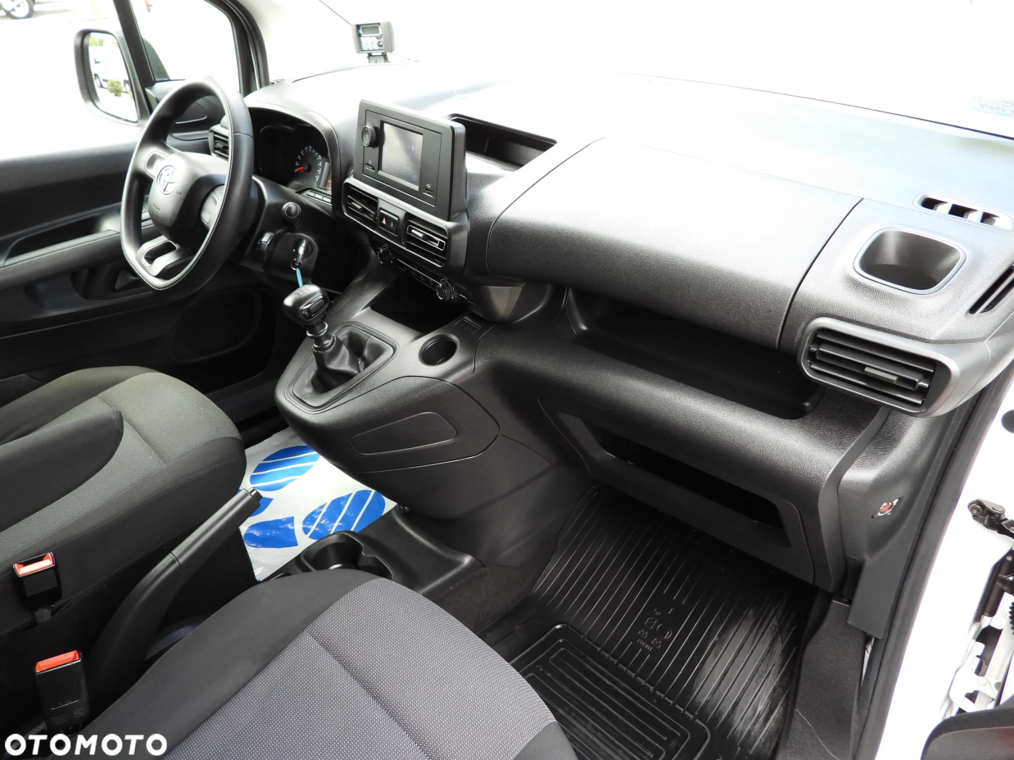 Toyota PROACE CITY  FURGON CHŁODNIA -15*C ZASILANIE 230V TEMPOMAT KLIMATYZACJA 100KM [ 975800 ] - 39