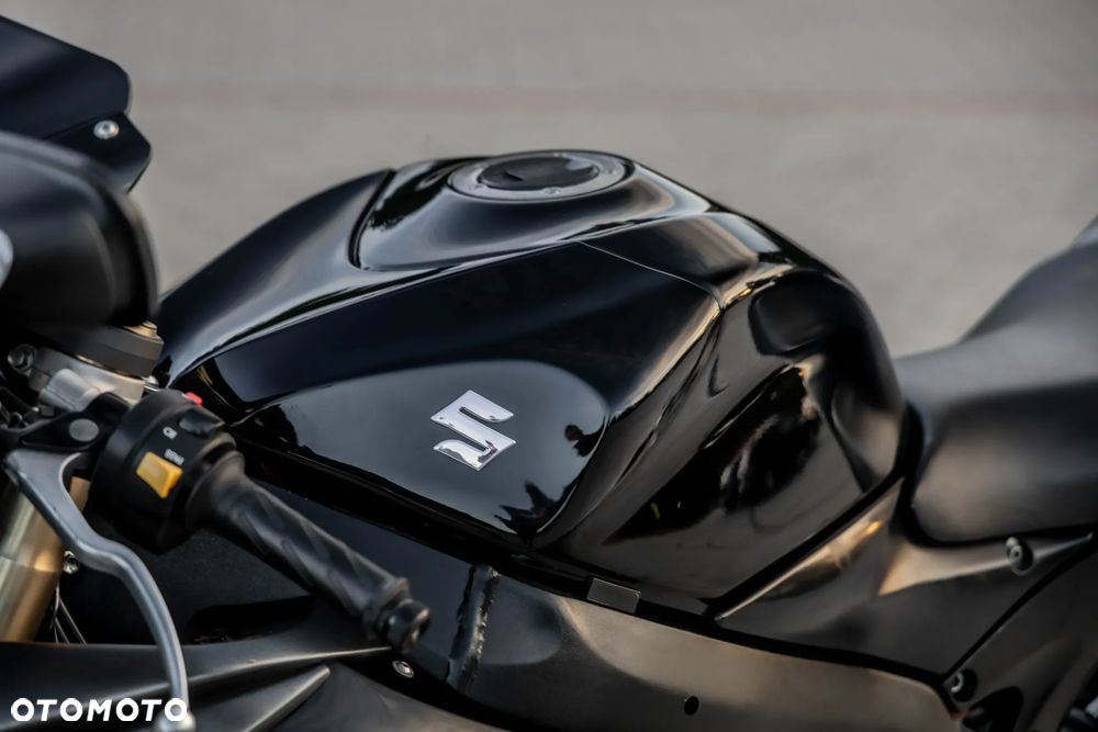 Suzuki GSX-R - 20