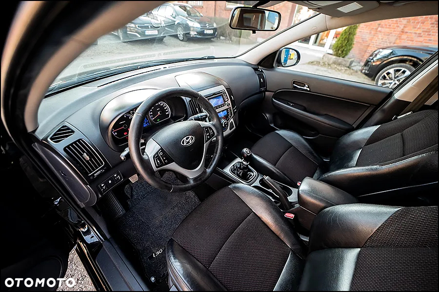 Hyundai i30 i30cw 1.4 Edition 20 - 28