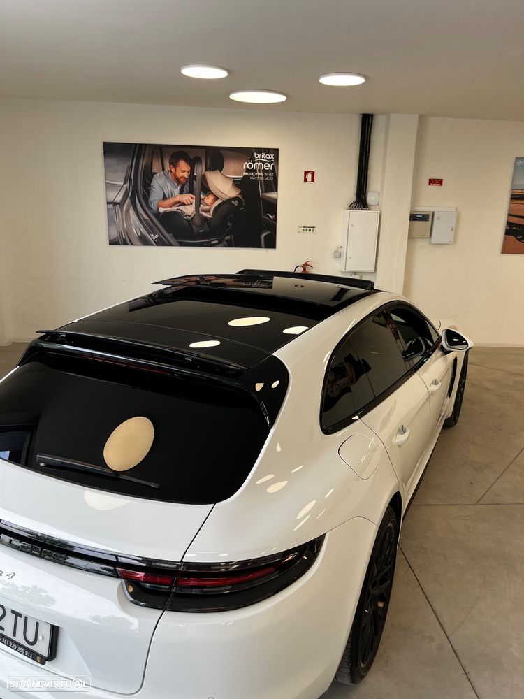 Porsche Panamera 4 E-Hybrid 10 Years Edition - 33