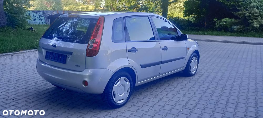 Ford Fiesta - 6