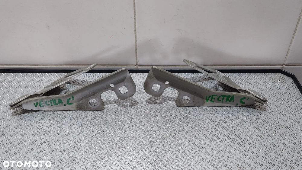 ZAWIASY MASKI PRZÓD KOMPLET OPEL VECTRA C R2006 - 1