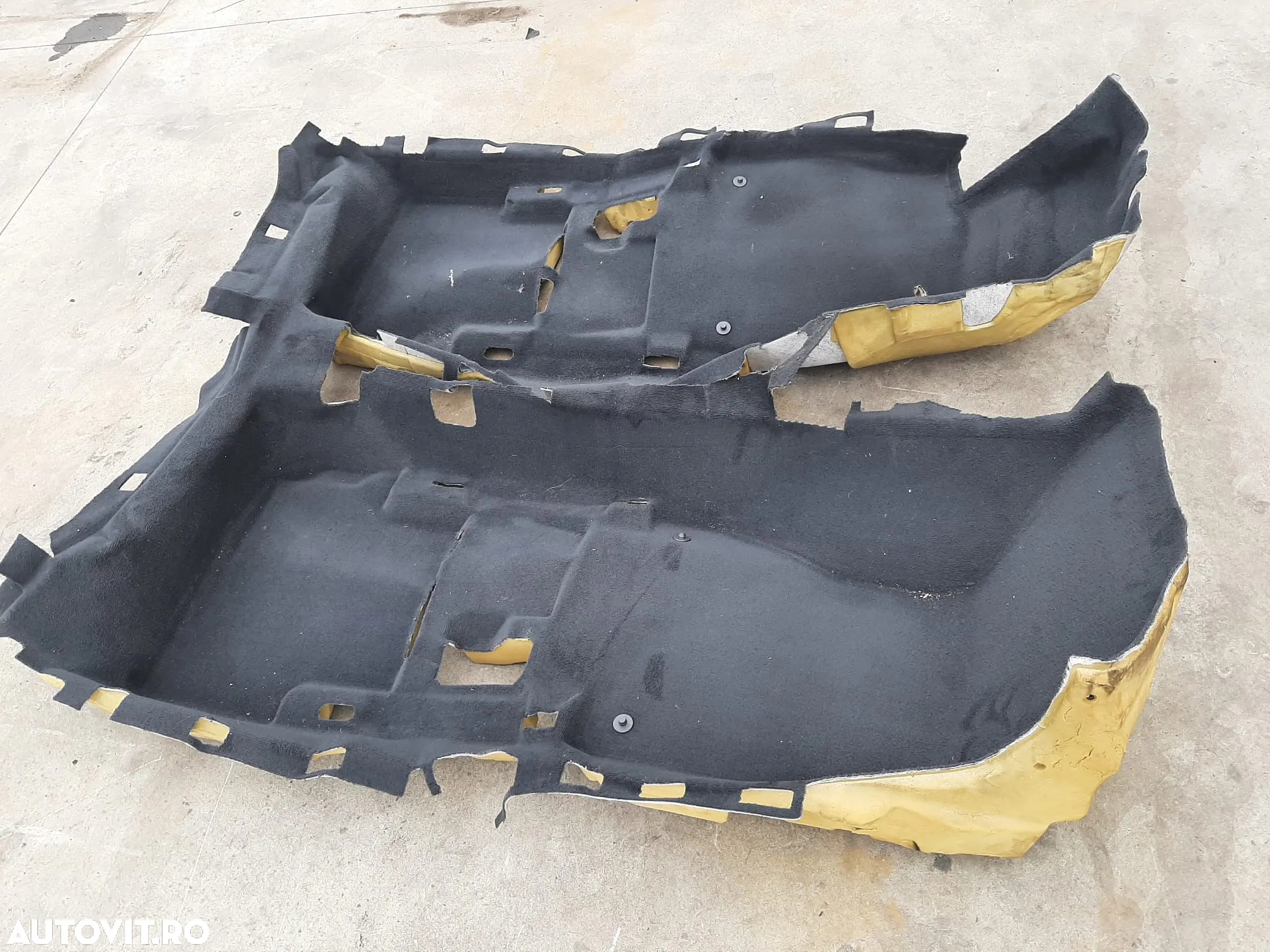 mocheta podea interior   audi a4 b9 - 2