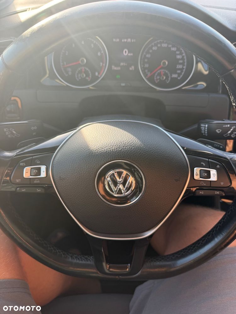 Volkswagen Golf 1.4 TSI BMT Highline DSG - 7